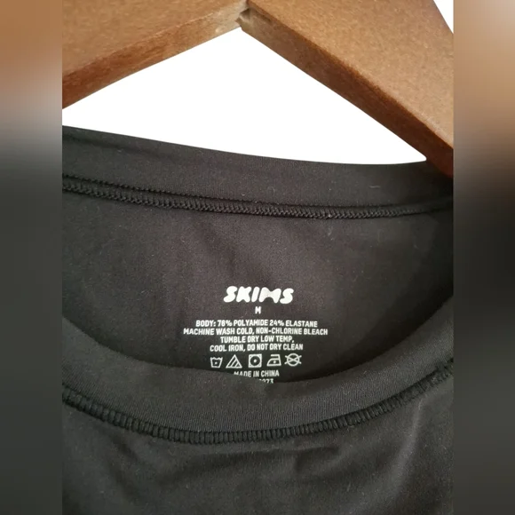 SKIMS Classic Black Bodysuit Size Medium Long Sleeve - Picture 3 of 4